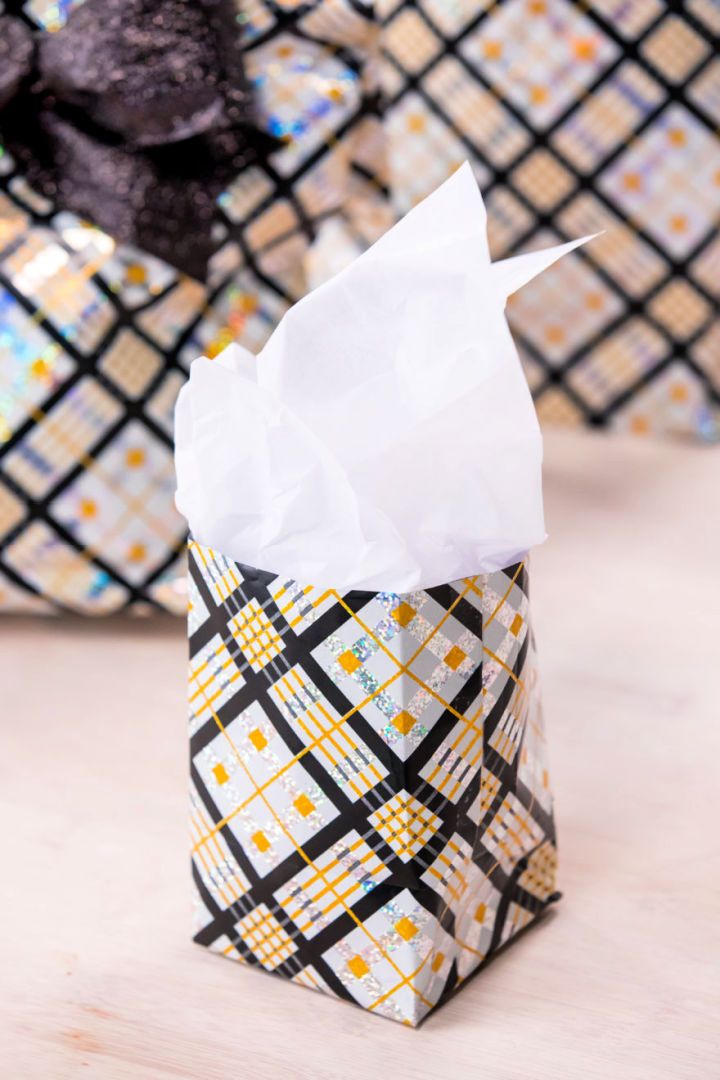 How to Make a Gift Bag​ from Wrapping Paper – ScraPerfect