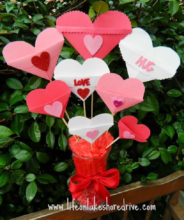 Construction Paper Heart Bouquet