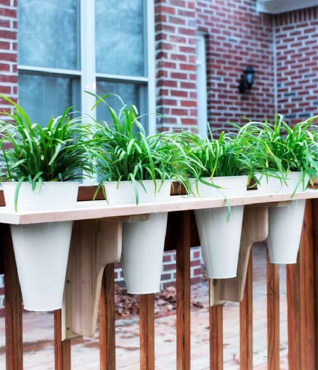 Cool DIY Deck Rail Planter