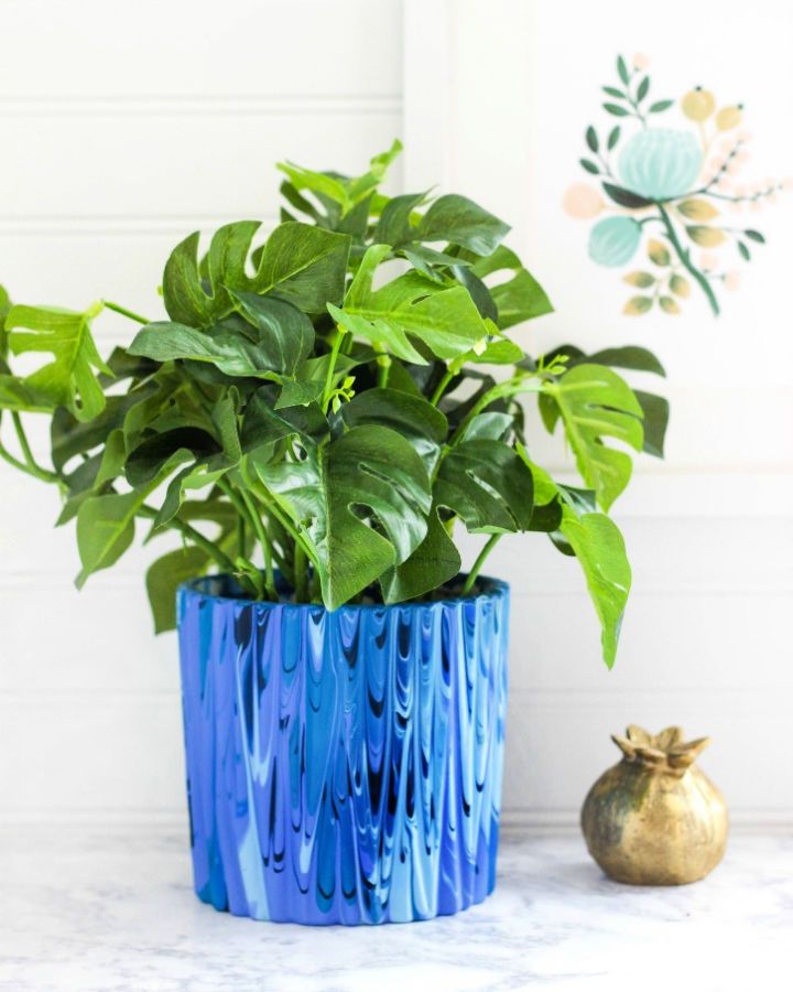 Create a Poured Paint Planter