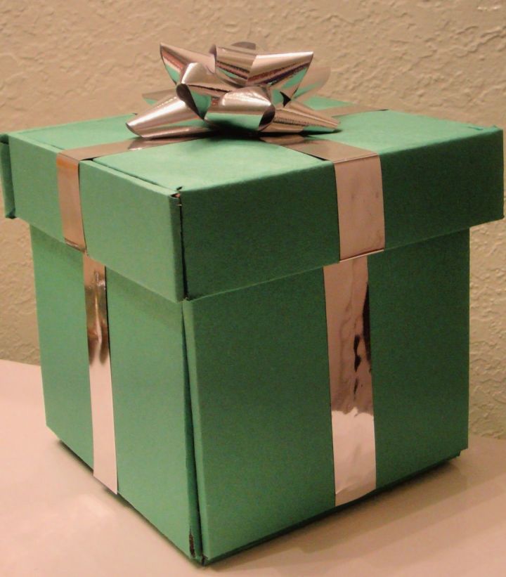 DIY Collapsable Gift Box