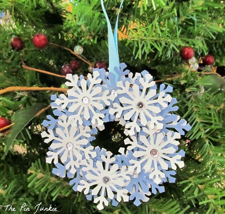DIY Paper Snowflake Wreath