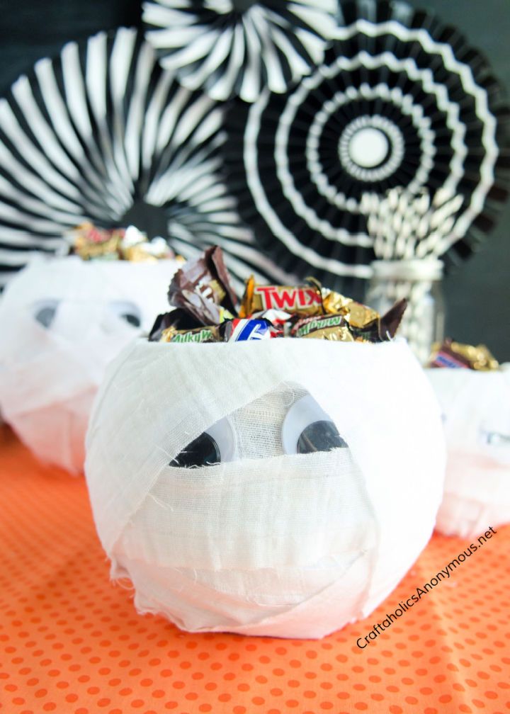 Easy DIY Mummy Candy Bowl