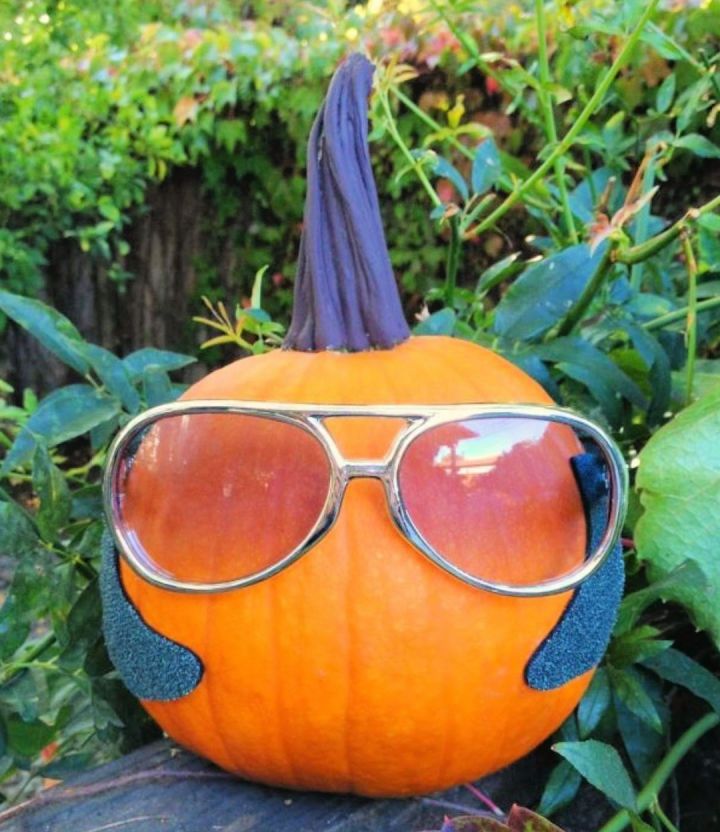 Fancy Pumpkin For Halloween Décor