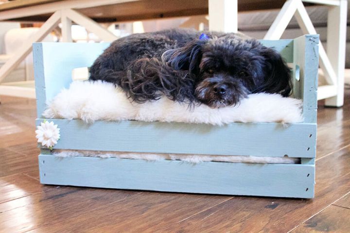 Farmhouse Wooden Crate Bed for Puppy