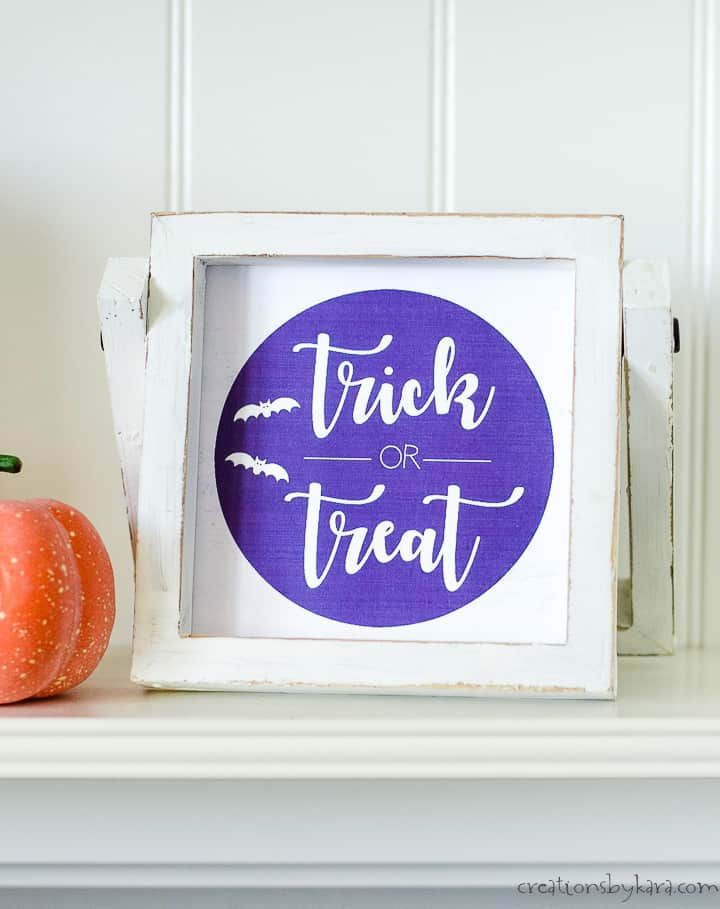 Free Printable Halloween Trick or Treat Signs