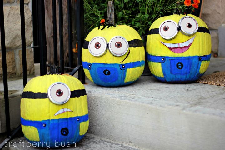 Fun Minion Pumpkin Painting