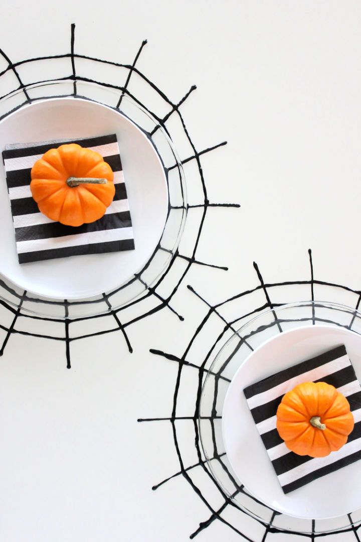 Halloween Spiderweb Place Mats