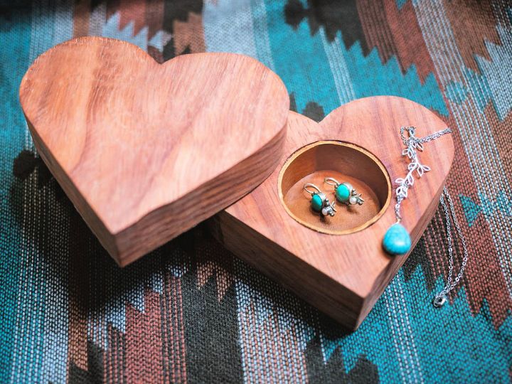 Heart shaped Jewelry Box