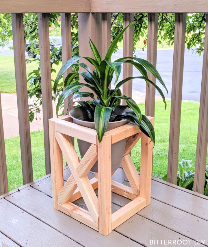 How to Build a Plant Stand