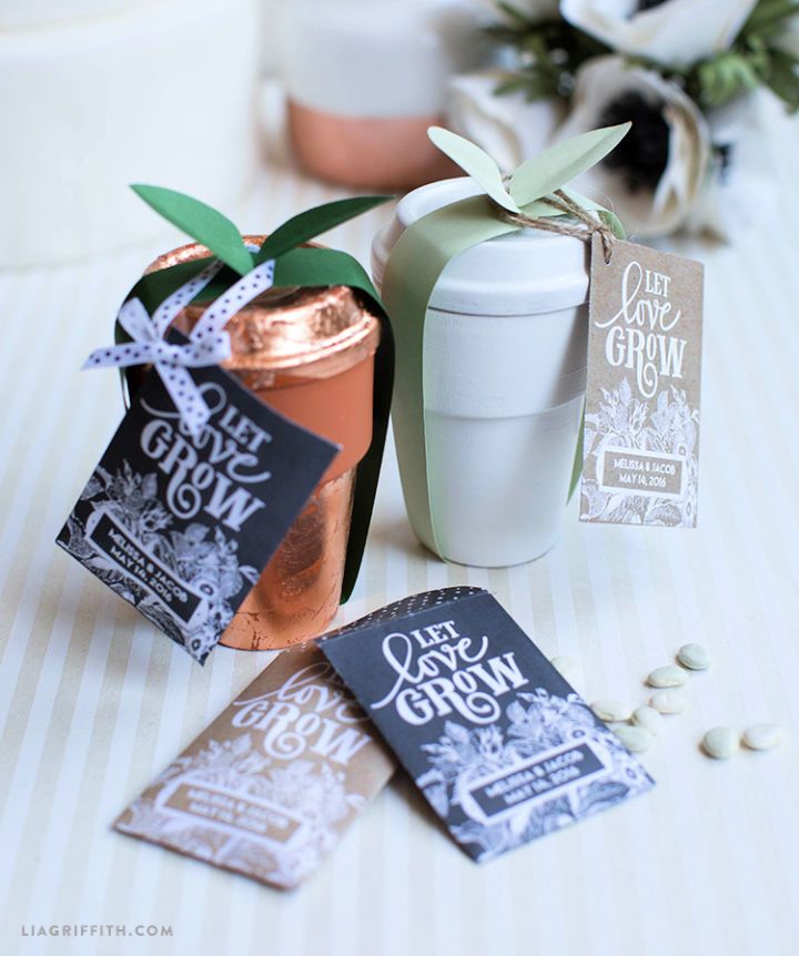 How to Make Seed Packet Wedding Favors