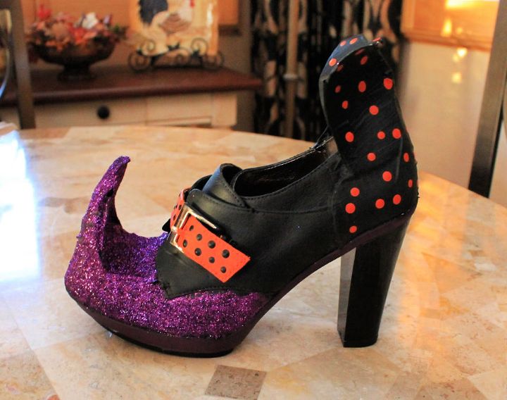 How to Make a Witch Shoe