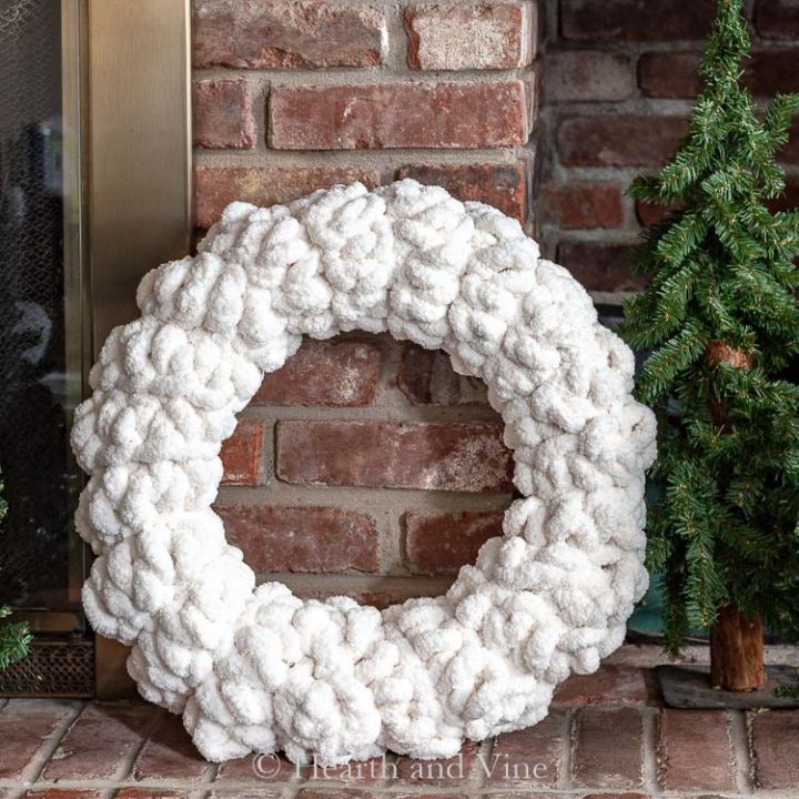 Indoor Chunky Yarn Wreath