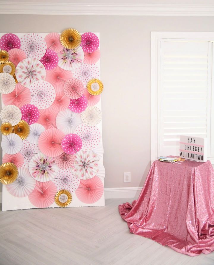 Make a Photo Booth Backdrop