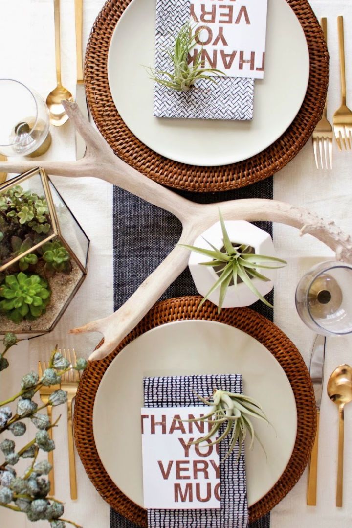 Modern Organic Thanksgiving Table