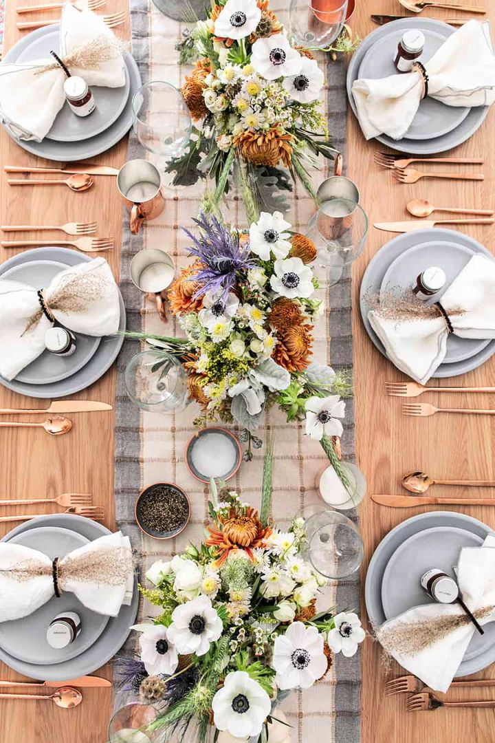 Modern Rustic Thanksgiving Table Decor