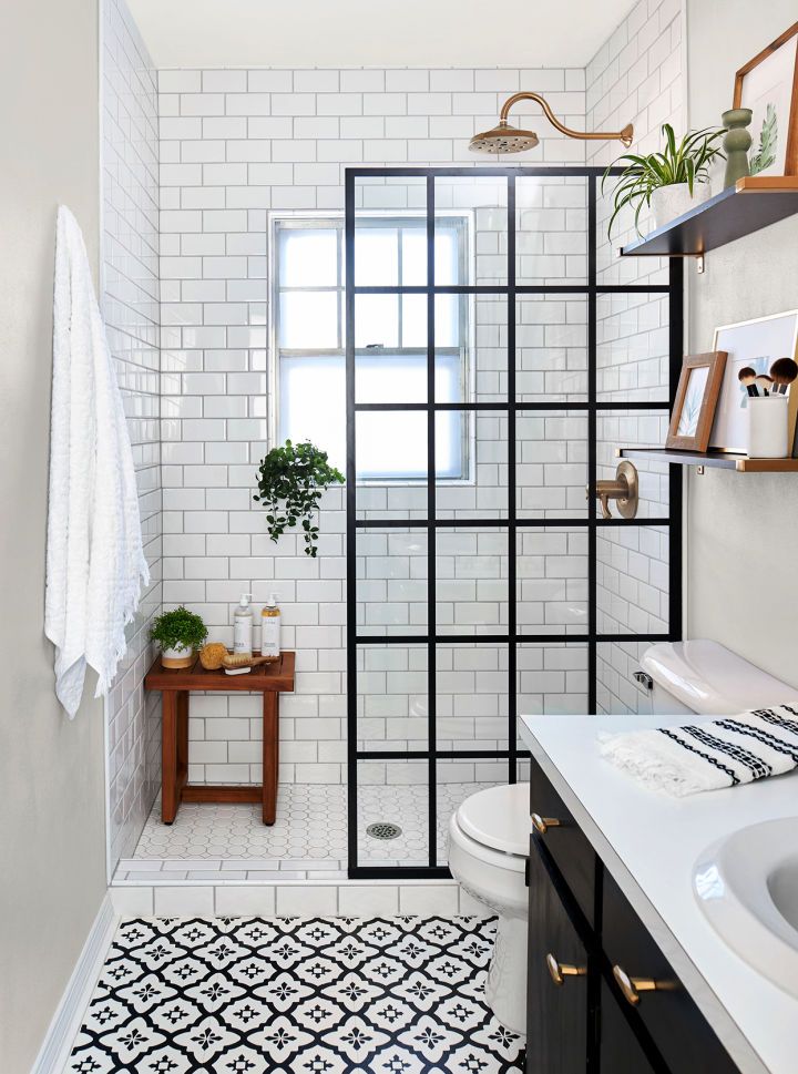 Black and White Narrow Bathroom Makeover