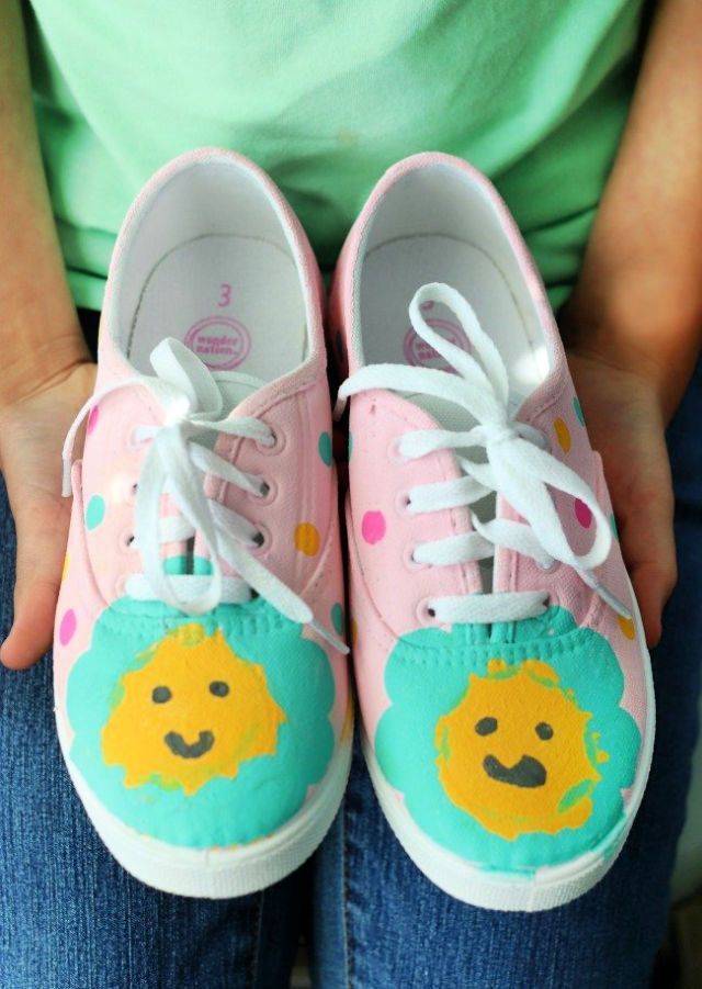 Painted Shoes for Kids with Acrylic