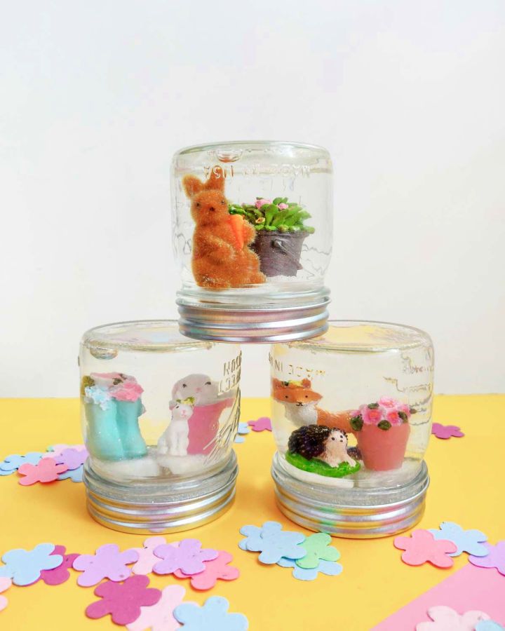 Spring Mason Jar Snow Globes Craft